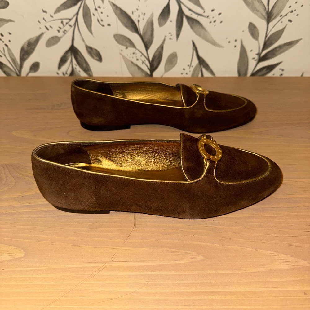 Joan & David Italian Brown Suede Loafers with Gold Detailing - Picture 4 of 10